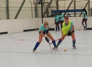 International hockey coach offers coaching clinics in Namibia