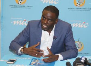 Football will be played this year: Doeseb